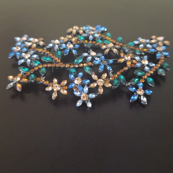 Brooch - Picture 3 of 3